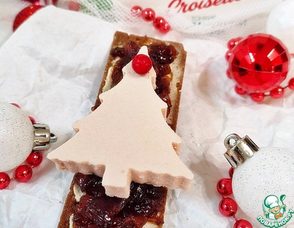 Мармеладный лук с муссом из форели