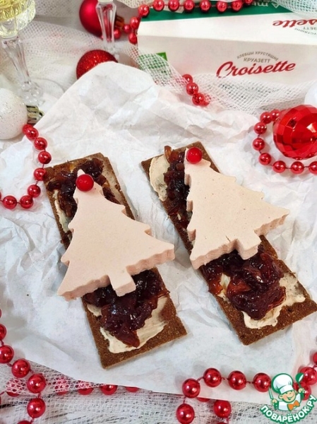 Мармеладный лук с муссом из форели