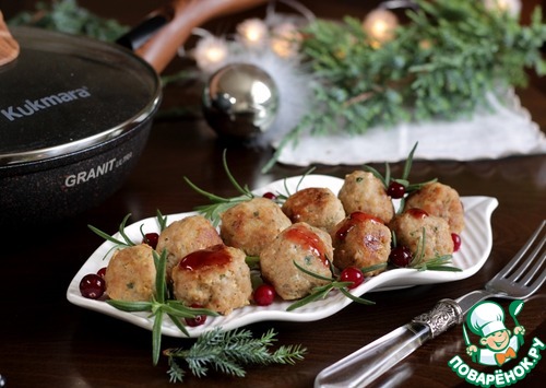 Митболы из индейки с клюквенным соусом Митболы из индейки с клюквенным соусом