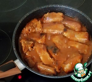 Мясо в яблочном соусе