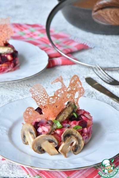 Новогодний винегрет с шпротами