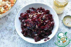 Новогодний винегрет с шпротами