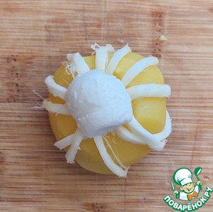 Печеная картошка с сыром чечил Печеная картошка с сыром чечил