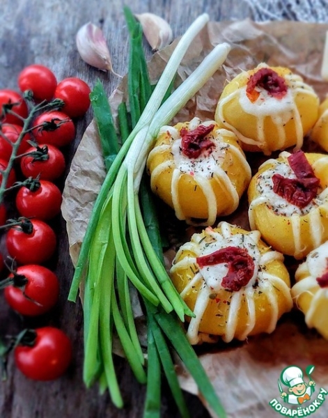 Печеная картошка с сыром чечил Печеная картошка с сыром чечил