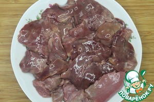 Печеночный паштет с пикантным соусом, праздничный