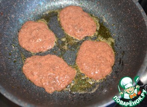 Печёночные оладьи с шампиньонами