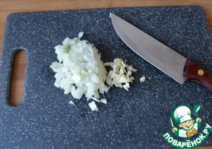 Печёночные оладьи с шампиньонами