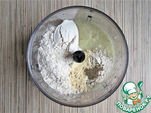 Пряные луковые крекеры