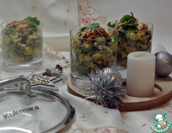 Салат картофельный с орехами