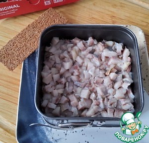 Салат овощной с сельдью и хлебцами Салат овощной с сельдью и хлебцами