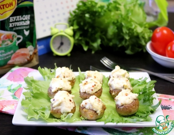 Шампиньоны, фаршированные творожным сыром