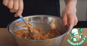 Сочный морковный торт с орехами