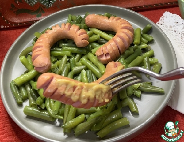 Сосиски с горчицей и стручковой фасолью Сосиски с горчицей и стручковой фасолью