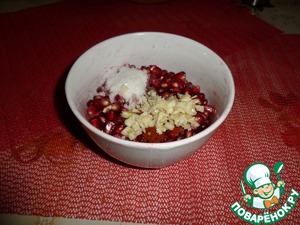 Свинина с гранатом и розмарином