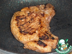 Свинина с гранатом и розмарином