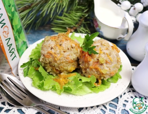 Тефтели из индейки в томатно-овощном соусе