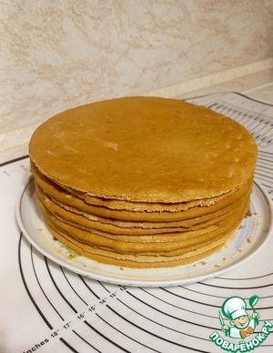 Торт " Отменный медовик" Торт " Отменный медовик"