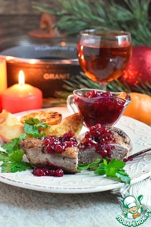 Утиная грудка с брусничным соусом Утиная грудка с брусничным соусом