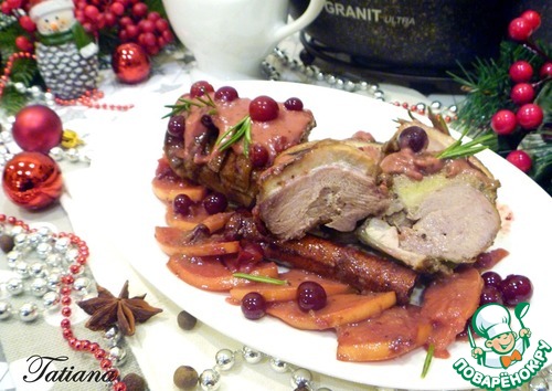 Утиные грудки с айвой под клюквенным соусом Утиные грудки с айвой под клюквенным соусом
