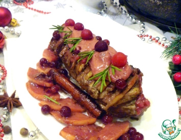Утиные грудки с айвой под клюквенным соусом Утиные грудки с айвой под клюквенным соусом