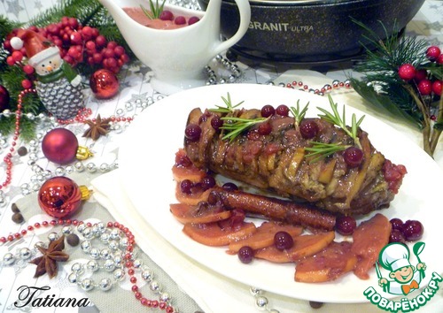 Утиные грудки с айвой под клюквенным соусом Утиные грудки с айвой под клюквенным соусом