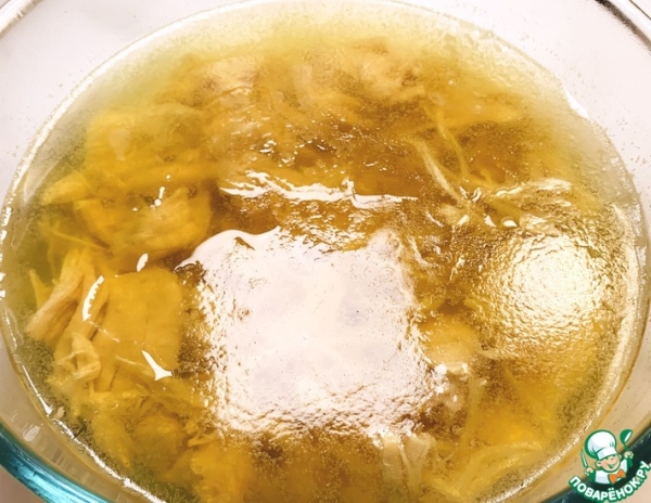 Заливное из курицы Заливное из курицы