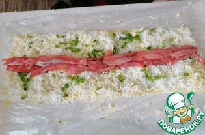 Закусочный рулет с красной рыбой Закусочный рулет с красной рыбой