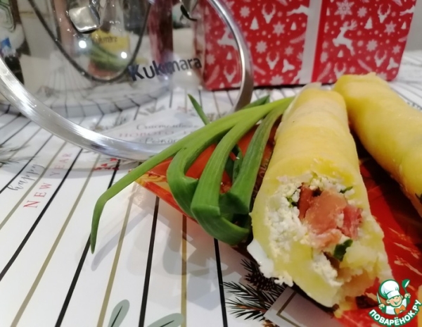 Закусочный рулет с красной рыбой Закусочный рулет с красной рыбой