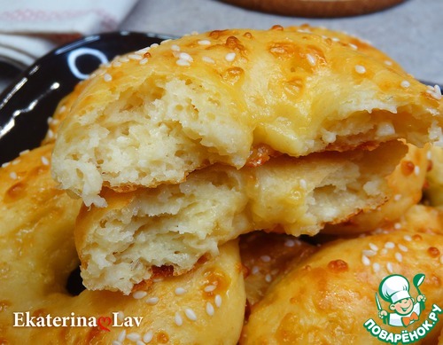 Творожно-сырные колечки в духовке Творожно-сырные колечки в духовке