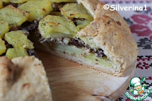 Галета с картофелем и рыбой