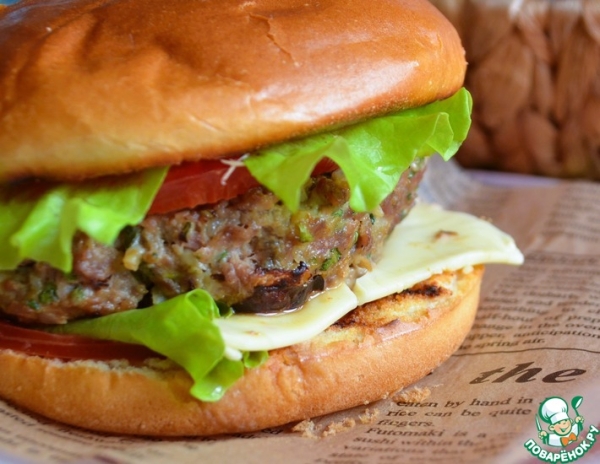 Бургер "Макси-острый" с говяжьей котлетой Бургер "Макси-острый" с говяжьей котлетой