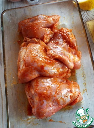 Чизбургер с "рваной" курицей-гриль Чизбургер с "рваной" курицей-гриль