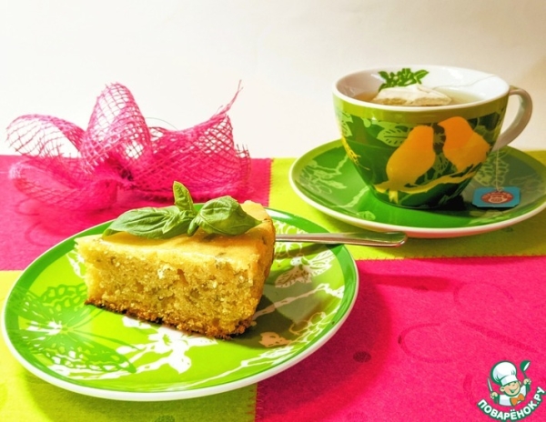 Миндальный пирог с базиликом