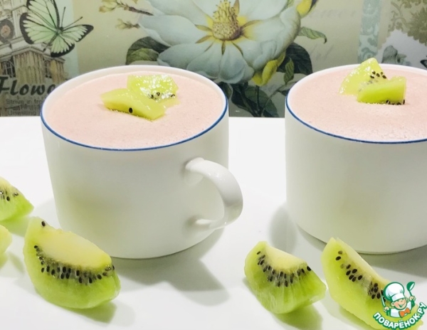 Десерт из гранатового компота с манкой