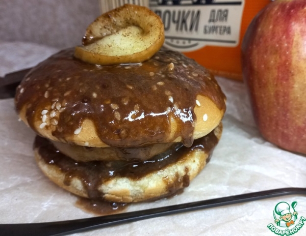 Десертный бургер "Сладкоежка" Десертный бургер "Сладкоежка"