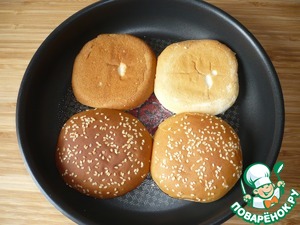 Куриный бургер с булочками "Багерстат" Куриный бургер с булочками "Багерстат"