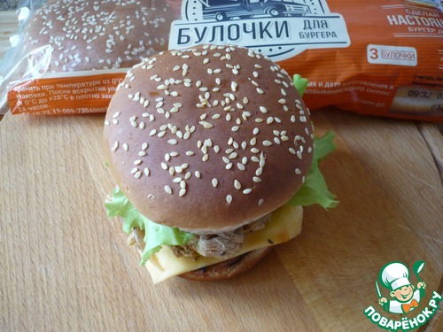 Куриный бургер с булочками "Багерстат" Куриный бургер с булочками "Багерстат"