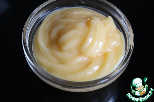 Легкий десерт с лимонным кремом