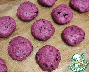 Песочное печенье с чёрной смородиной Песочное печенье с чёрной смородиной