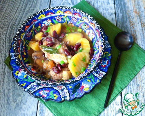 Рагу с картофелем и консервированной фасолью Рагу с картофелем и консервированной фасолью