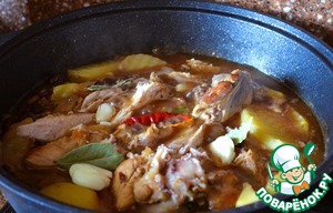 Рагу с картофелем и консервированной фасолью Рагу с картофелем и консервированной фасолью