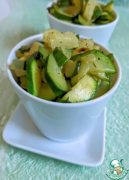 Салат из цуккини и ананаса Салат из цуккини и ананаса