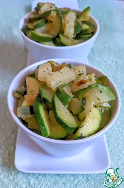 Салат из цуккини и ананаса Салат из цуккини и ананаса