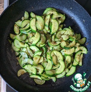 Салат из цуккини и ананаса Салат из цуккини и ананаса