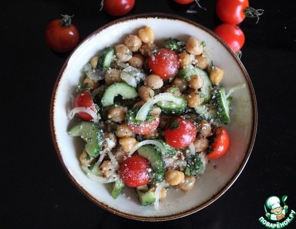 Салат с нутом Салат с нутом