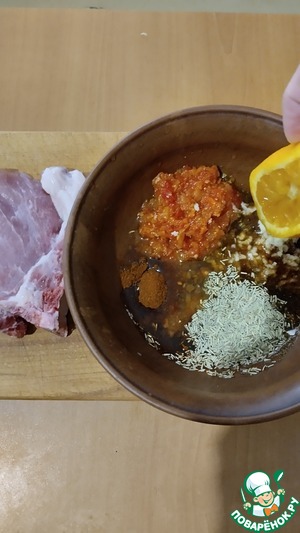 Свинина в аджично-апельсиновом маринаде Свинина в аджично-апельсиновом маринаде