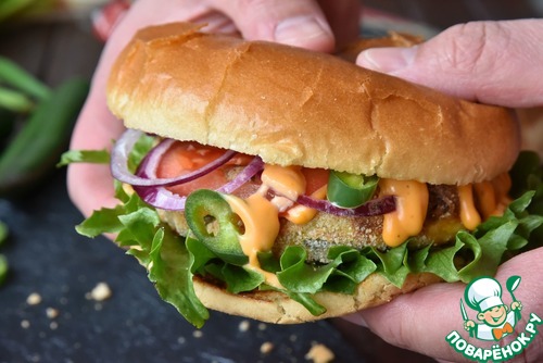 Сырный вегетарианский бургер Сырный вегетарианский бургер