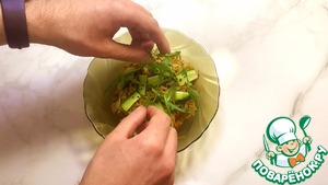 Теплый салат с фунчозой и овощами Теплый салат с фунчозой и овощами