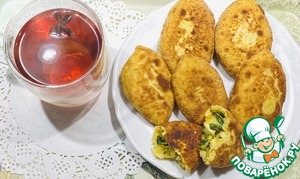 Пирожки с зеленым луком, пекинской капустой и яйцом Пирожки с зеленым луком, пекинской капустой и яйцом