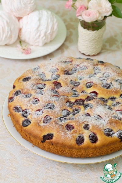 Пирог на растительном масле с вишней